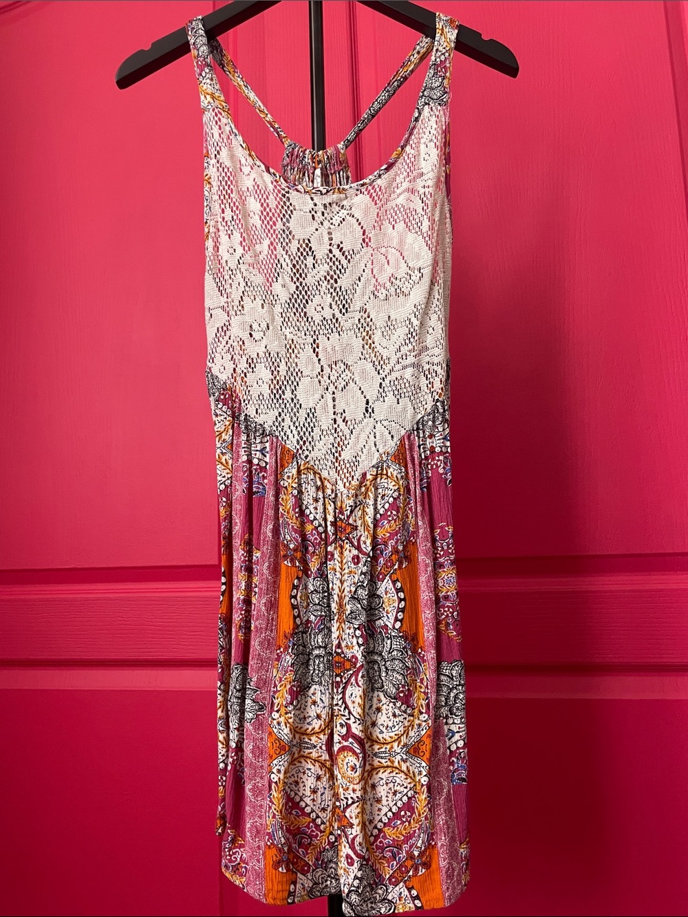 FREE PEOPLE TRAPEZE TOP - VGC